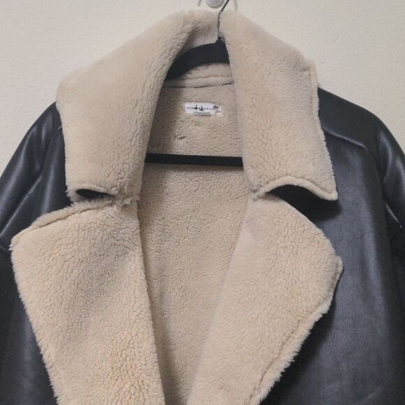 Good American Faux Leather Shearling Jacket - Picture 3 of 7